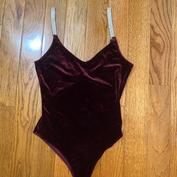 Forever 21 Tops - burgundy velvet bodycon / bodysuit